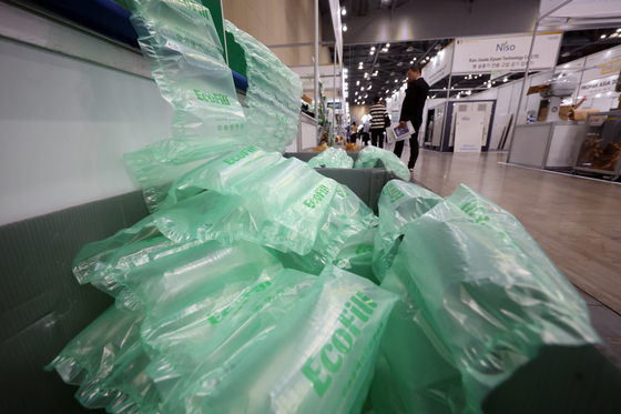 '포장재의 필수품 플라스틱 비닐'