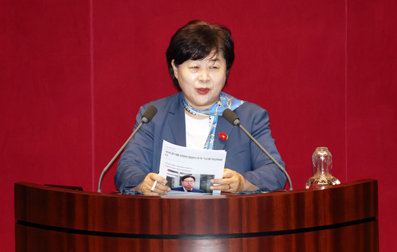 인사말하는 서영교 신임 법제사법위원장