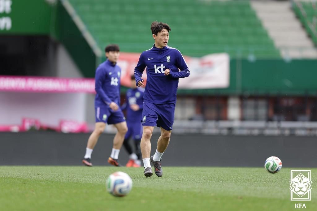 본문 이미지 - 참패로 끝난 코트디부아르전에 출전하지 않은 이재성. 팔방미인 이재성의 활약이 필요하다. (대한축구협회 제공)