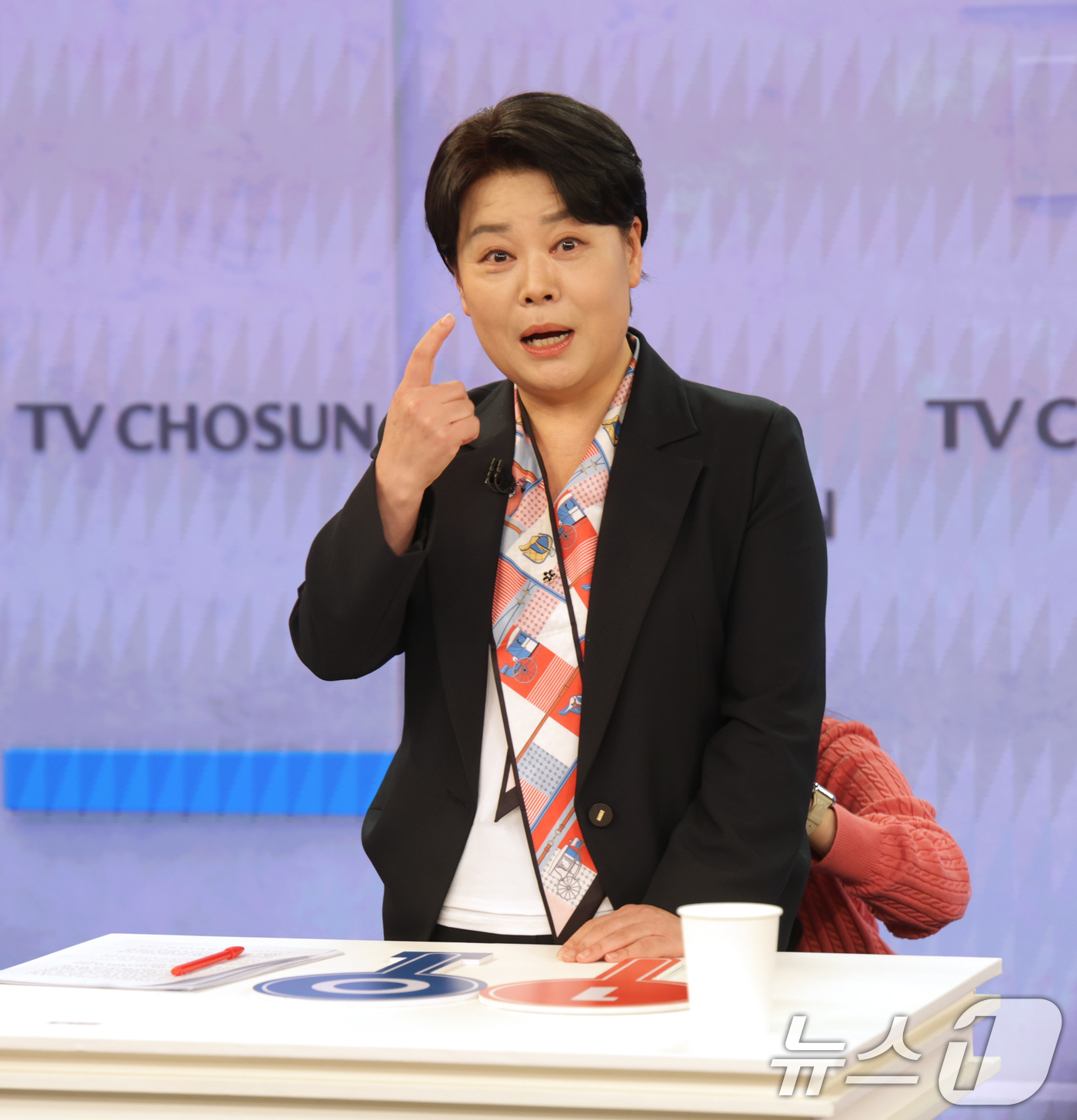 (서울=뉴스1) 국회사진기자단 = 윤희숙 국민의힘 서울시장 예비후보가 31일 서울 중구 TV조선 스튜디오에서 열린 국민의힘 6·3 지방선거 서울특별시장 후보자를 가리기 위한 비전 …