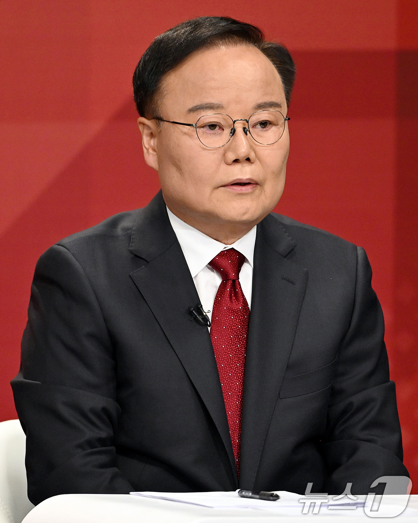 (대구=뉴스1) 공정식 기자 = 31일 오후 대구 수성구 TBC에서 열린 국민의힘 경북도지사 경선 1차 비전토론회에서 김재원 후보가 발언하고 있다. 2026.3.31/뉴스1