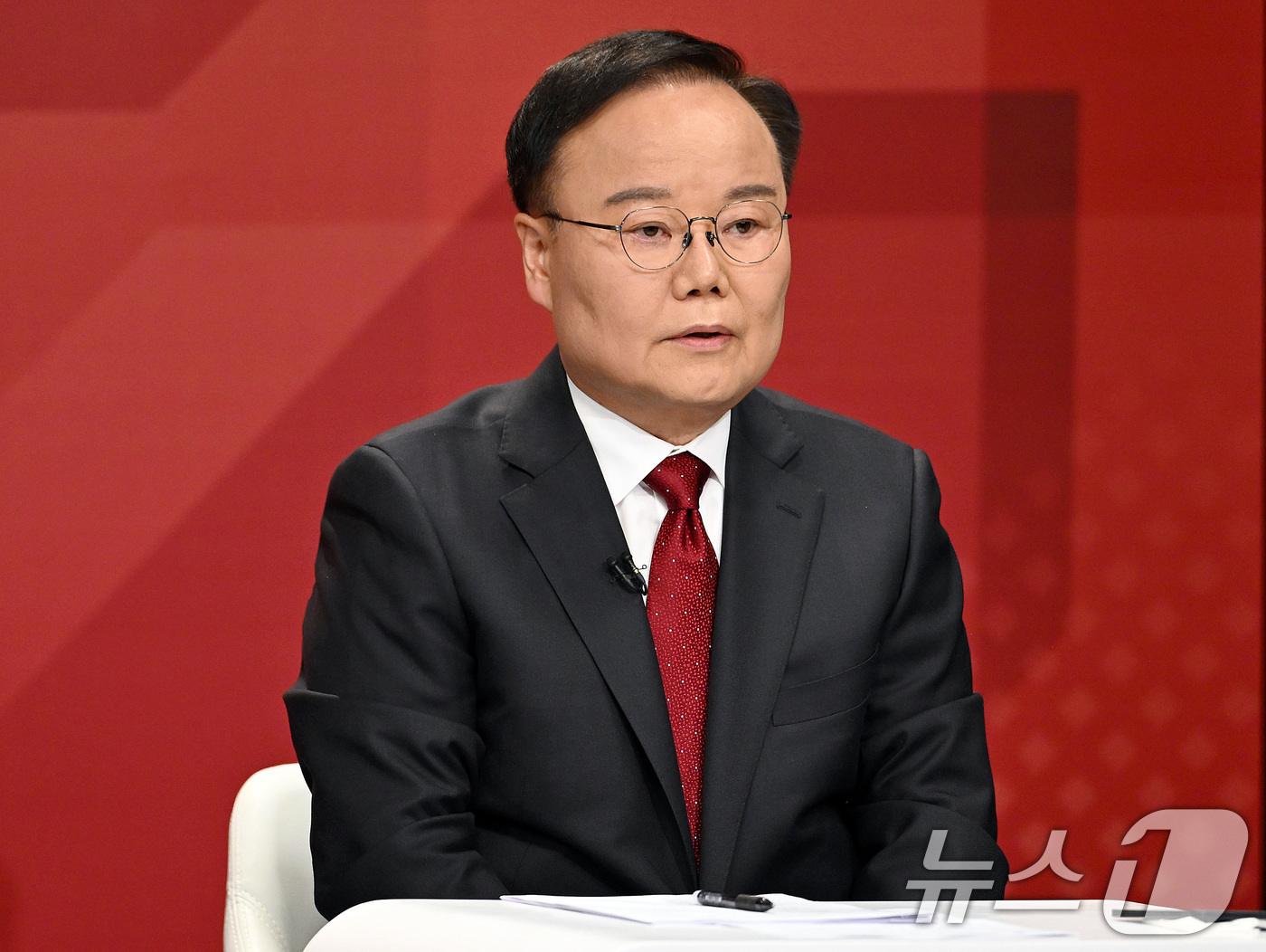 (대구=뉴스1) 공정식 기자 = 31일 오후 대구 수성구 TBC에서 열린 국민의힘 경북도지사 경선 1차 비전토론회에서 김재원 후보가 발언하고 있다. 2026.3.31/뉴스1