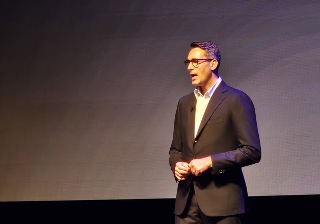 넥슨 회장 "내년 매출 7조 목표 달성 어렵다"…라인업 축소 예고