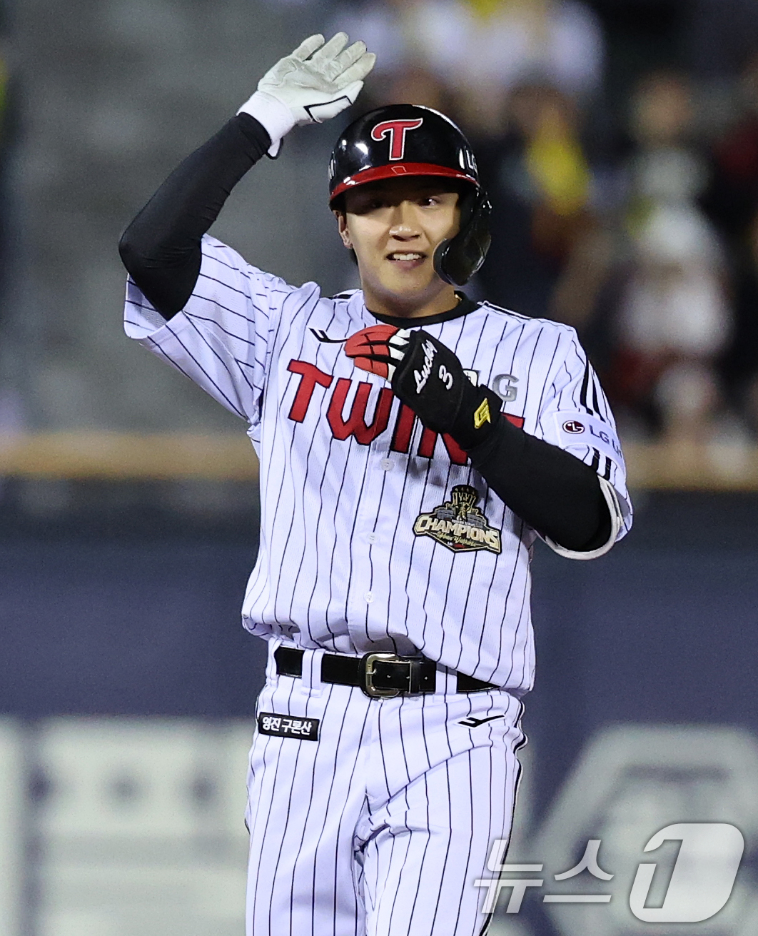 (서울=뉴스1) 오대일 기자 = 31일 서울 송파구 잠실야구장에서 열린 '2026 신한 SOL KBO리그' 열린 KIA 타이거즈와 LG트윈스의 경기, 7회말 LG 공격 2사 1,2 …