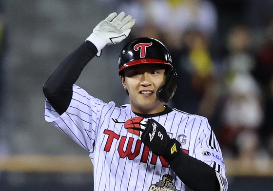 추격하는 LG 최원영