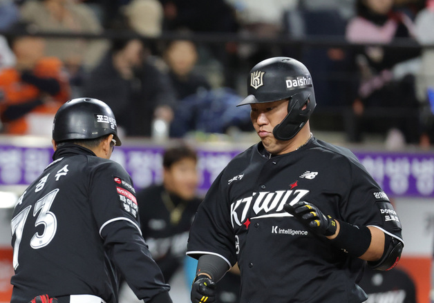 솔로 홈런 장성우