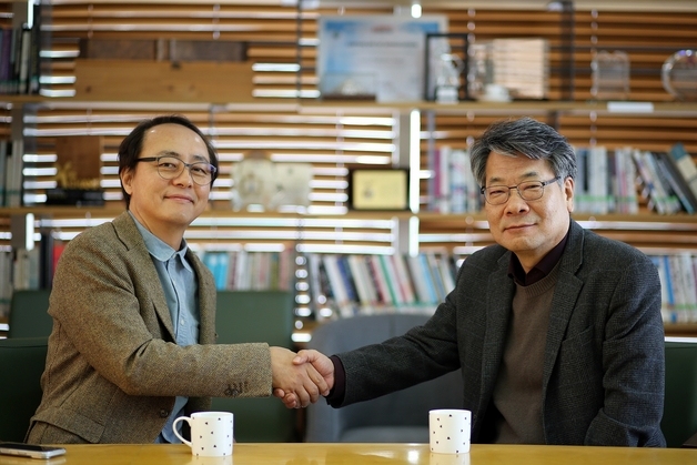 "'통합 리더십'으로 위기 돌파 한마음…출판계 두 수장, 첫 만남