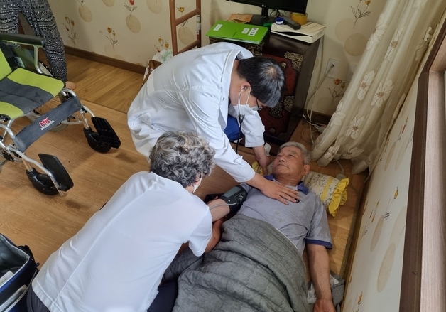 살던 곳에서 편안한 삶…진천군, 생거진천형 복지 모델 확장 박차