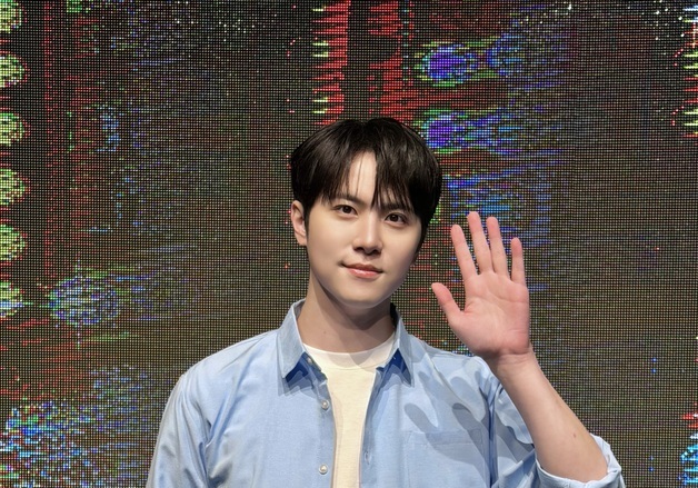 위아이 김동한, 뮤지컬 '써니텐' 첫공 성료 "로코 도전 감사"