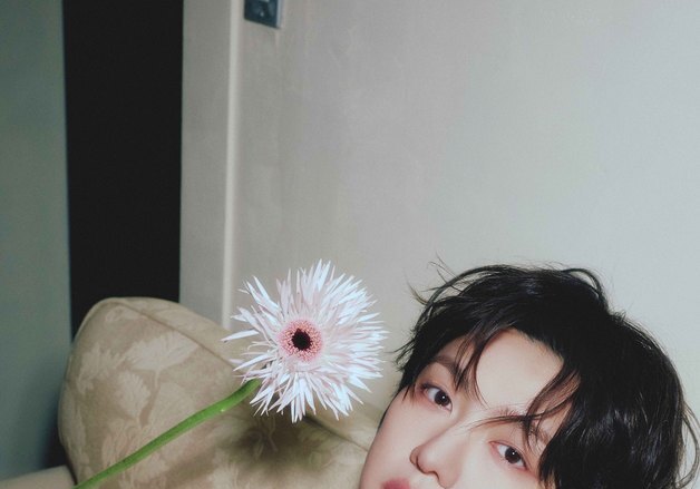 크로스진 신원호, 4일 신곡 '워존' 발매…따뜻한 울림 예고