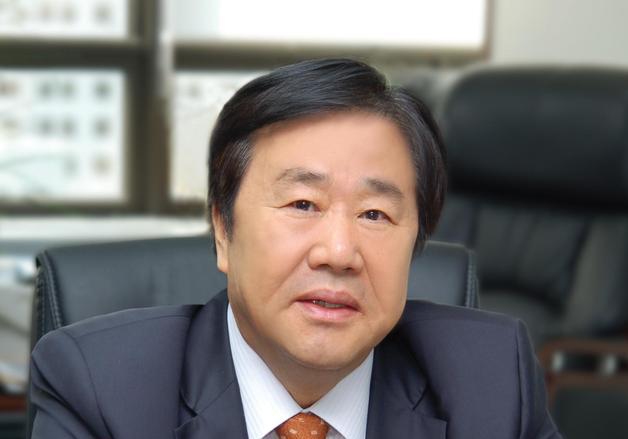 우오현 SM그룹 회장, 여주대에 23억 기탁…누적 기부 100억 돌파