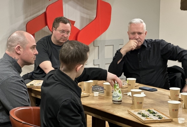 '獨 미쉐린 셰프' 알렉산더 헤르만, 샘표 우리맛연구중심 방문