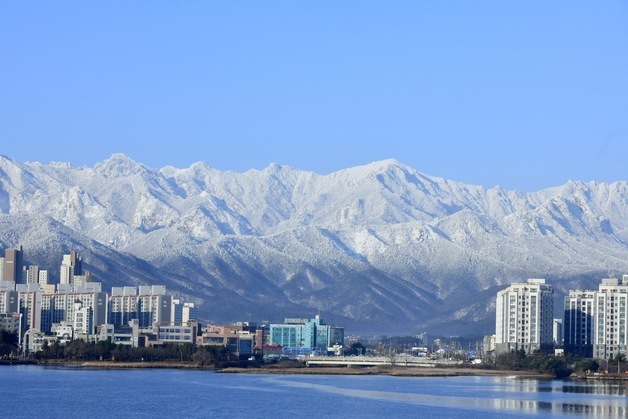눈 덮인 설악산
