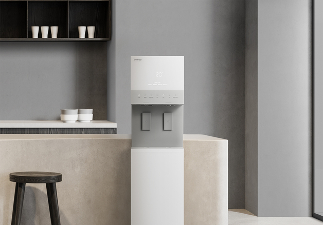 "슬림한 크기에 풍성한 얼음"…코웨이, '아이스 스탠드 3.0' 정수기 출시