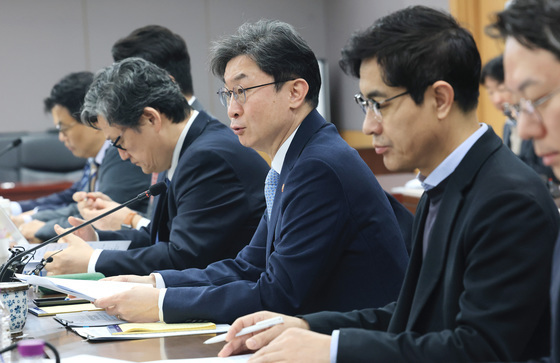 모두발언하는 이억원 금융위원장