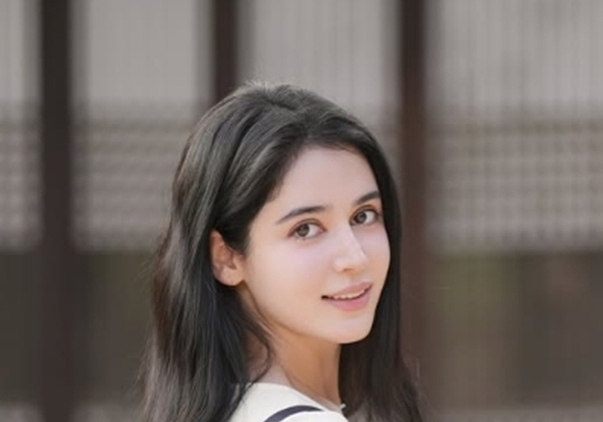 미스 이란 "이틀간 민간인 4만명 학살 정권"…하메네이 죽음에 '해방감'