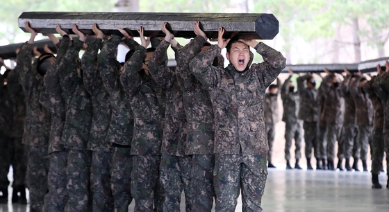 "최강 해군 향해"