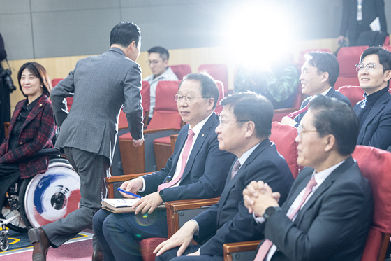 장동혁 대표 '바쁘다 바빠'