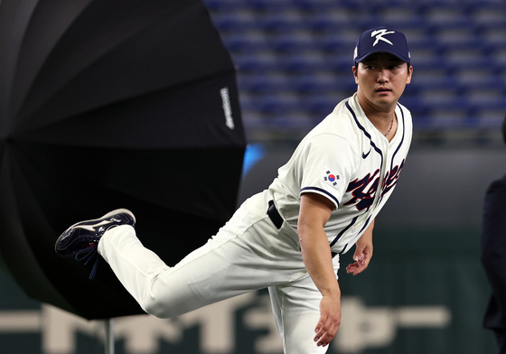 훈련하는 고우석