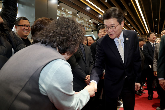 정원오, 성동구청 직원들과 마지막 인사