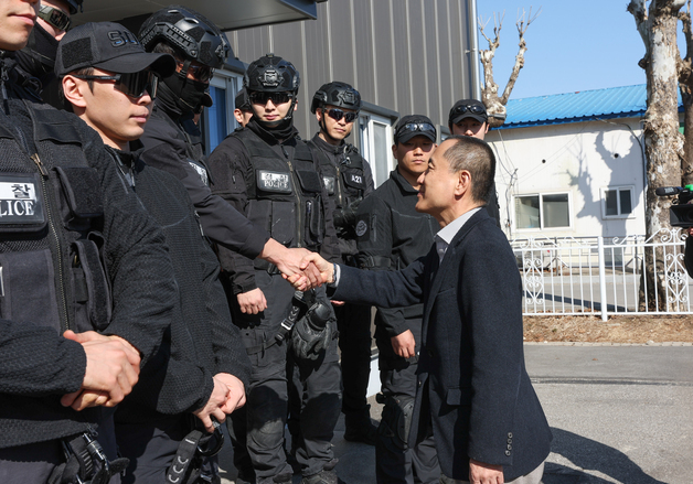 김진태 지사, 강원경찰특공대 치안 현장 점검…"현장 중심 지원 강화"