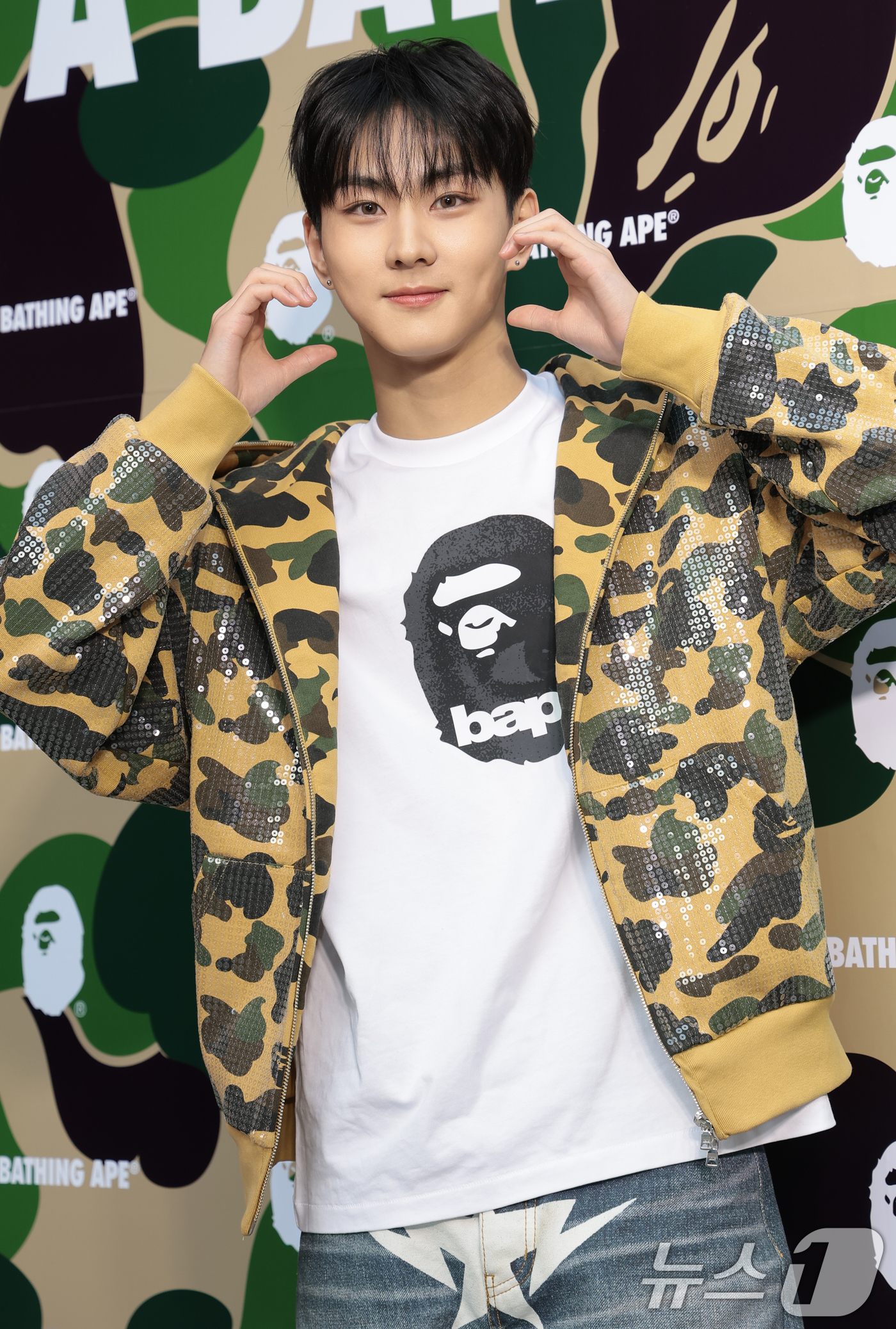 (서울=뉴스1) 권현진 기자 = 엔하이픈 정원이 4일 서울 강남구 한 매장에서 열린 그랜드 오픈 행사에 참석해 포즈를 취하고 있다. 2026.3.4/뉴스1