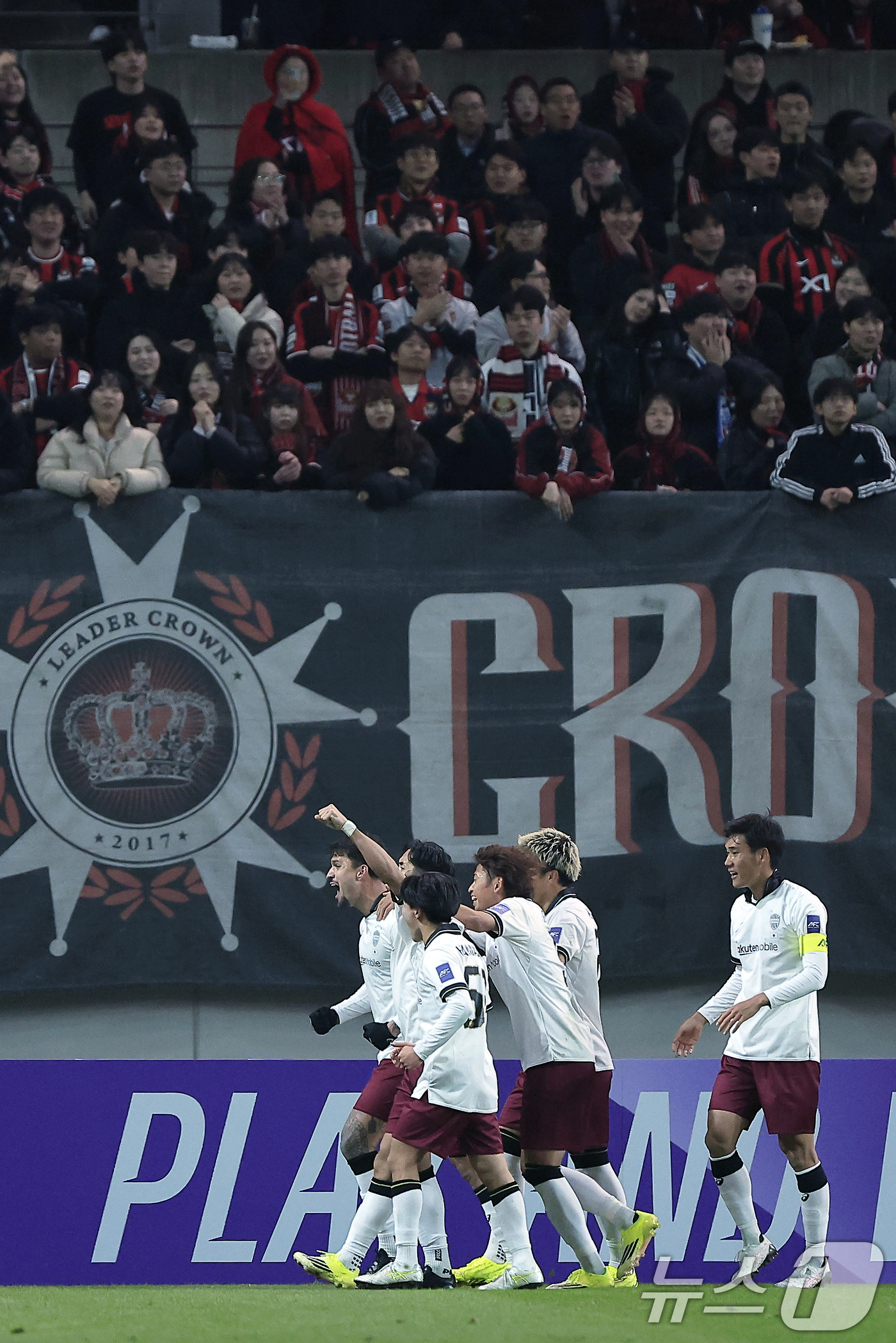 (서울=뉴스1) 박정호 기자 = 4일 오후 서울시 마포구 월드컵로 서울월드컵경기장에서 열린 아시아축구연맹(AFC) 챔피언스리그 엘리트(ACLE) 16강 1차전 FC서울과 비셀 고베 …