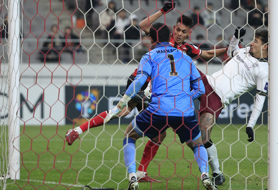 빅 찬스 막히는 후이즈