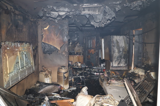 김해 봉황동 공동주택서 불…주민 5명 연기 흡입·20명 대피