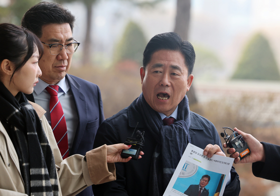 입장 밝히는 김규환 전 의원