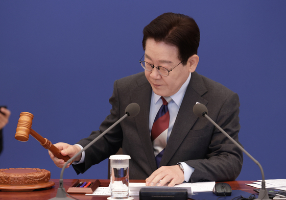 李대통령 "돈이 마귀라지만 너무 심해"…정유업계 '횡재세' 불똥튀나