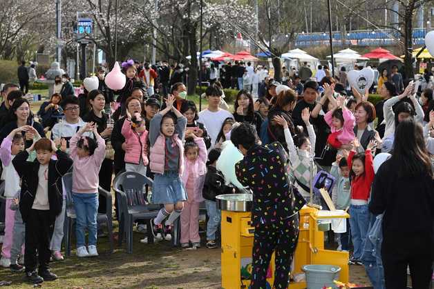 '봄날의 놀이동산' 김제 꽃빛드리축제 4월3일 개막