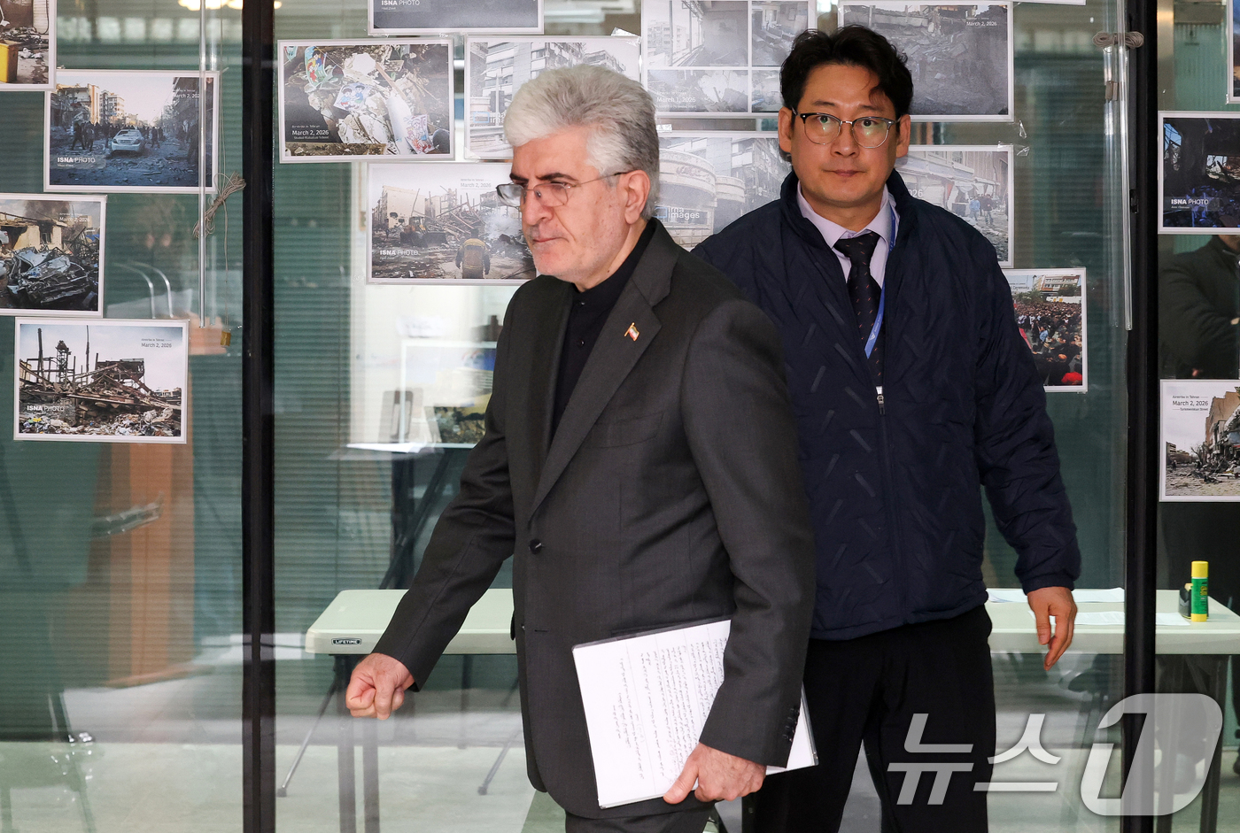 (서울=뉴스1) 최지환 기자 = 사이드 쿠제치 주한 이란 대사가 5일 오전 서울 용산구 주한 이란 대사관에서 미국·이스라엘의 이란 공격 관련한 이란 정부의 입장을 발표하기 위해 입 …