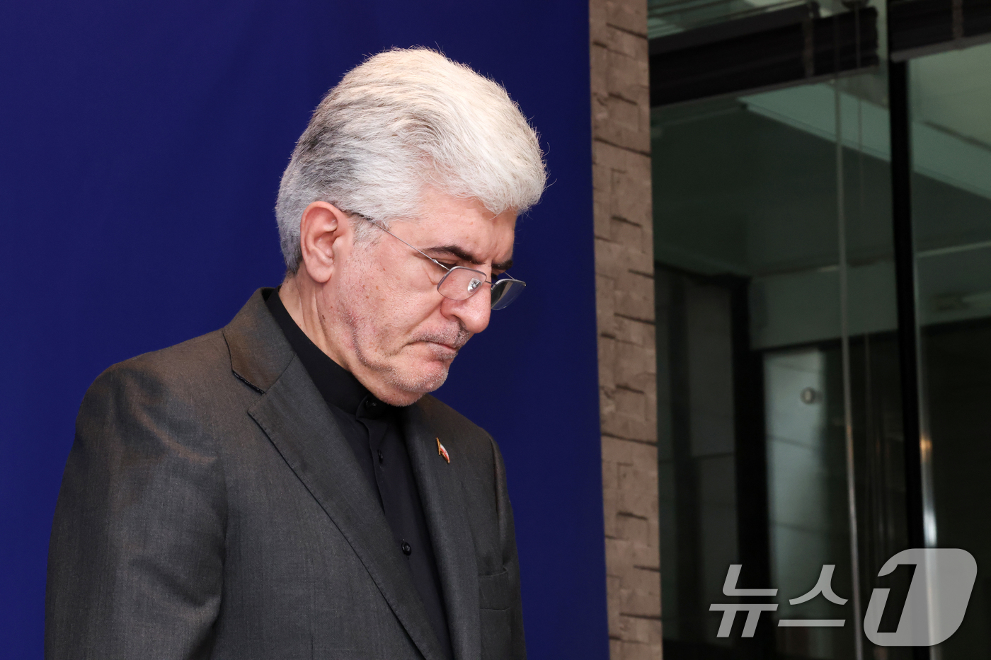 (서울=뉴스1) 최지환 기자 = 사이드 쿠제치 주한 이란 대사가 5일 오전 서울 용산구 주한 이란 대사관에서 미국·이스라엘의 대이란 공격과 관련한 이란 정부의 입장을 발표하기에 앞 …