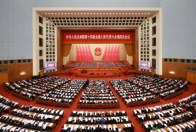 中리창 "어려움 인식하고 있어…올해 성장률 목표 4.5~5.0%"