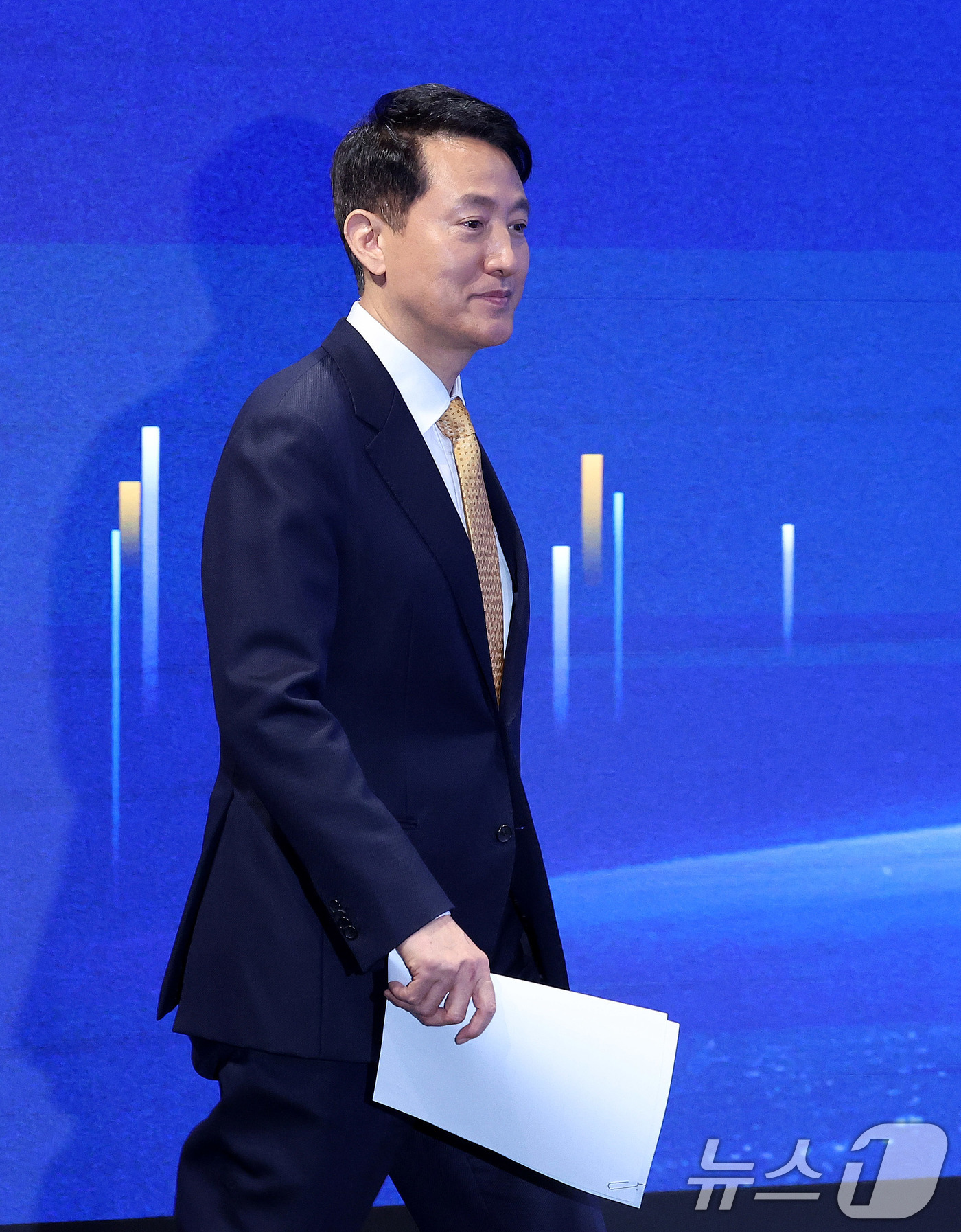 (서울=뉴스1) 박지혜 기자 = 오세훈 서울시장이 5일 서울 중구 서울시청에서 '서남권 대개조 2.0' 발표에 앞서 이동하고 있다. 2026.3.5/뉴스1