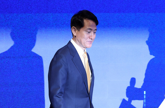 브리핑 앞둔 오세훈 서울시장