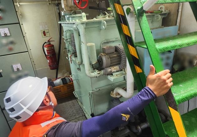 제주 해상에 분뇨 5.8톤 불법 배출한 화물선 적발