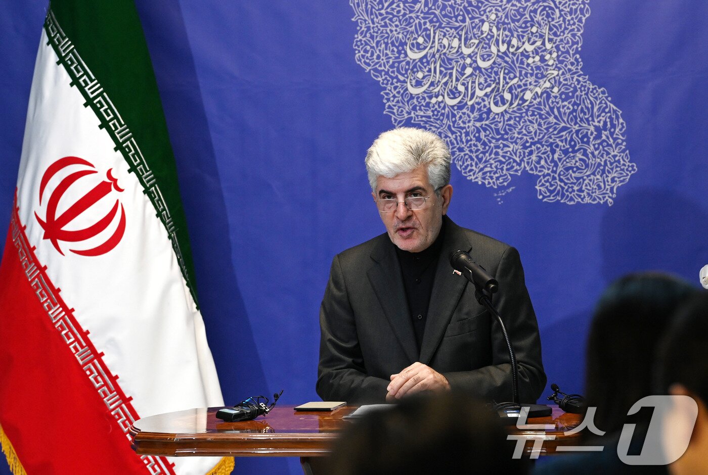 본문 이미지 - 사이드 쿠제치 주한 이란 대사가 5일 오전 서울 용산구 주한 이란 대사관에서 미국·이스라엘의 이란 공격 관련한 이란 정부의 입장을 발표하고 있다. (공동취재) 2026.3.5 ⓒ 뉴스1 최지환 기자