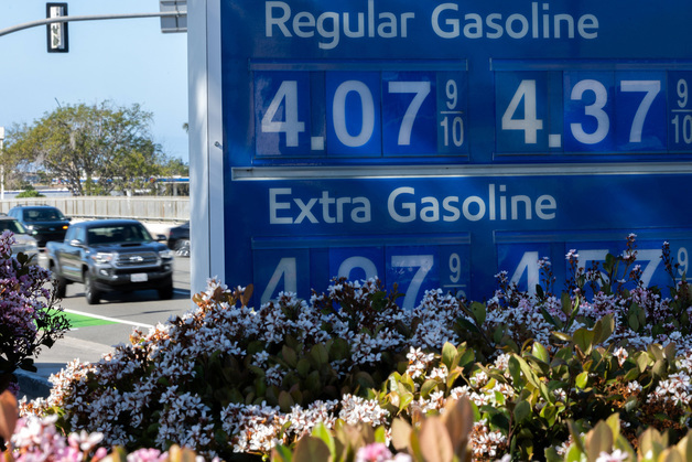 美휘발유 가격, 이란 전쟁으로 급등…"전쟁 격화시 부담 확대"