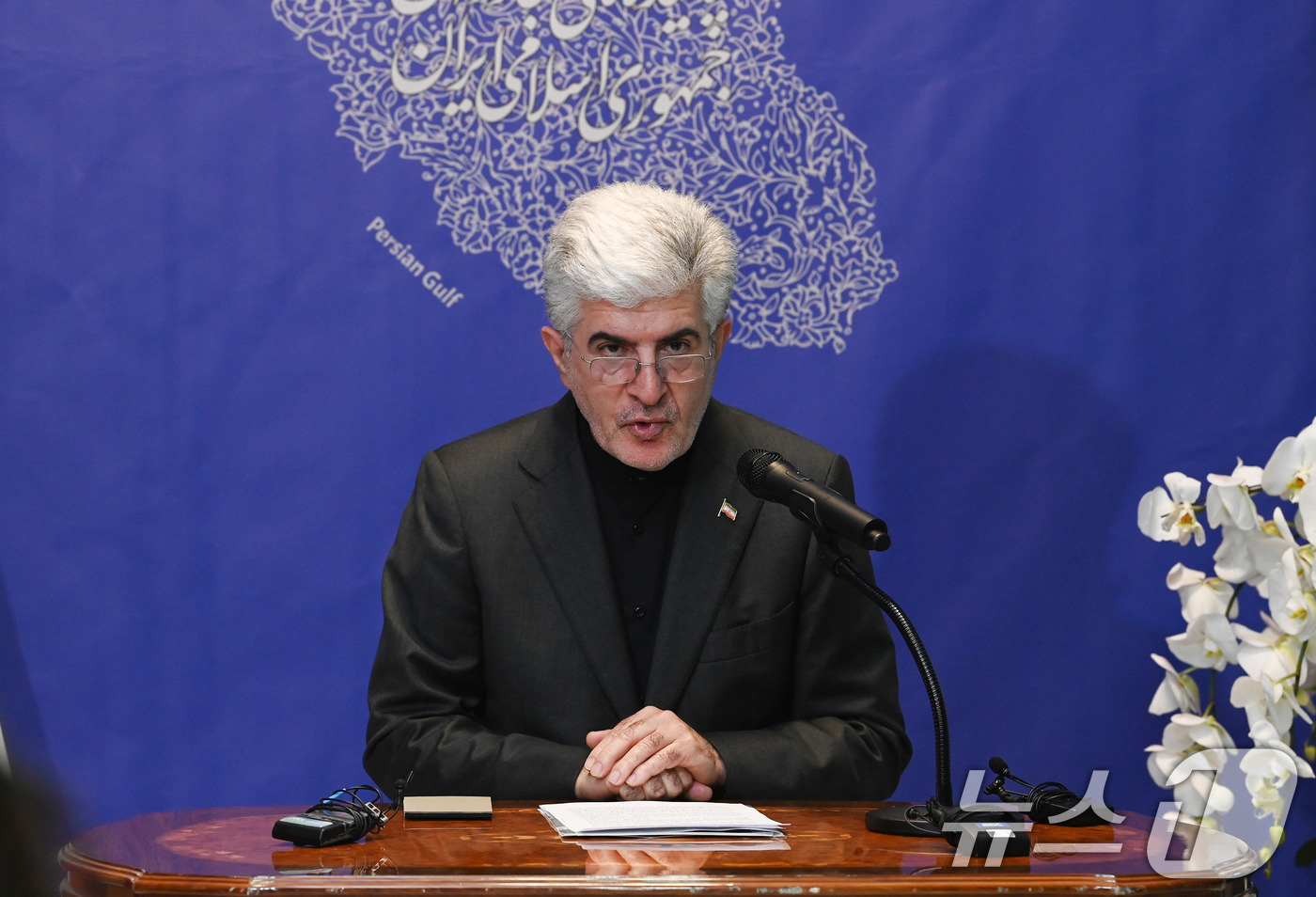 (서울=뉴스1) 최지환 기자 = 사이드 쿠제치 주한 이란 대사가 5일 오전 서울 용산구 주한 이란 대사관에서 미국·이스라엘의 이란 공격 관련한 이란 정부의 입장을 발표하고 있다. …