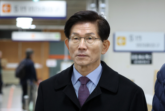 김문수, 서울중앙지법서 선거법 위반 공판 출석