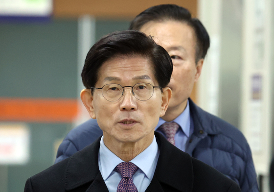 김문수, 21대 대선 선거법 위반 혐의 법정 출석