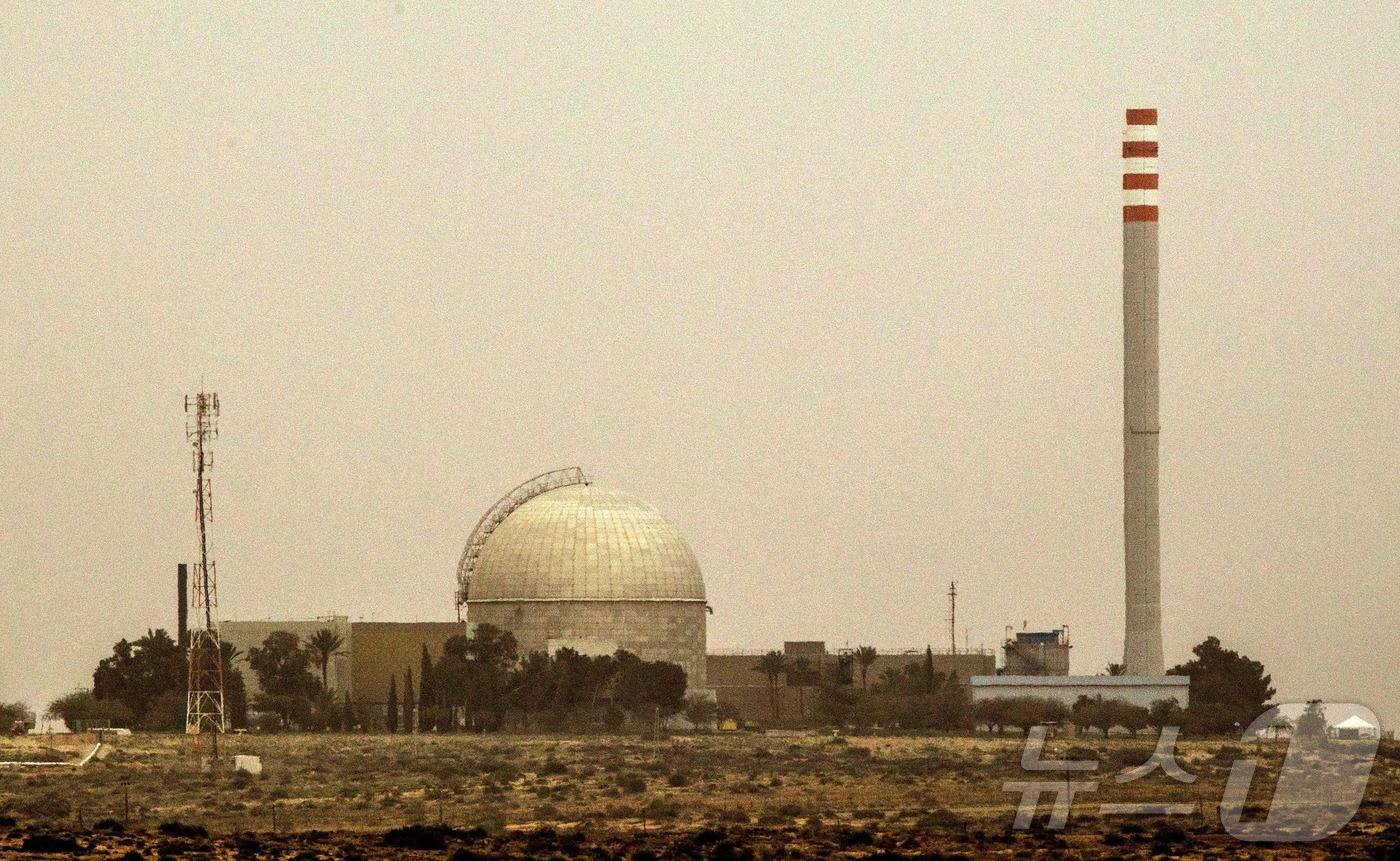 (디모나 AFP=뉴스1) 김경민 기자 = 이스라엘 남부 네게브 사막에 위치한 디모나 원전의 일부. 2014.3.8ⓒ AFP=뉴스1