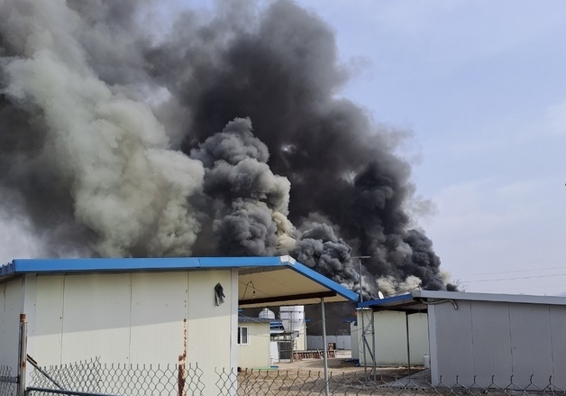 양주 은현면 돼지농장서 불…돈사 3개동 소실