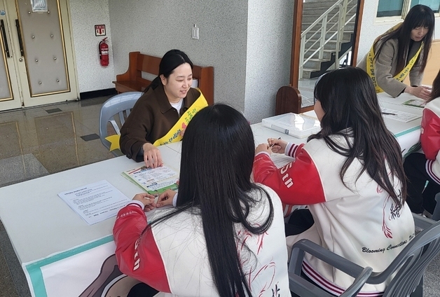 증평군 "전입신고·지원금 대학 캠퍼스서 한번에"