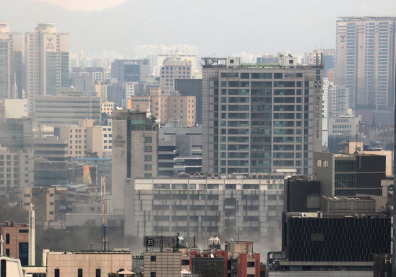 종로구 봉익동 건물에서 화재