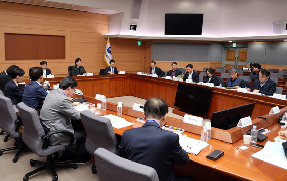 국민연금, 국내주식 의결권 일부 민간 이전 추진