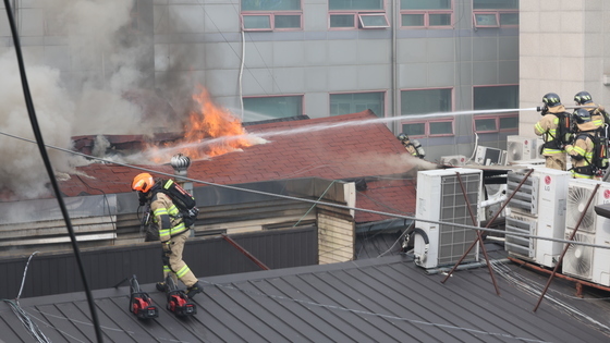 봉익동 건물 화재진압