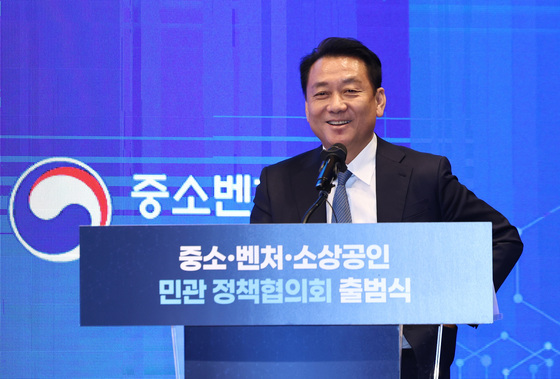 이광재 "중소기업 '피터팬 증후군' 극복…기업 성장 구조 바꿔야"